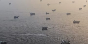 Iran akan segera membuka Selat Hormuz setelah penandatanganan kesepakatan damai dengan Amerika Serikat. Blokade pelabuhan Iran juga akan dicabut.