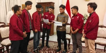 UBK mengonfirmasi pengakuan mahasiswa yang menerima Rp20 juta terkait pertemuan dengan Wakil Presiden. Kampus kini melakukan investigasi internal.