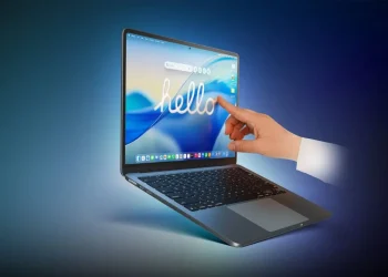 Rumor MacBook layar sentuh kembali menguat setelah leaker terpercaya mengklaim perangkat tersebut telah dipastikan hadir.