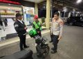 Seorang pengemudi ojol kehilangan motor setelah menerima order offline dari Tambun ke Tanjung Priok dengan iming-iming bayaran Rp 600 ribu.