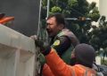 Dishub Jakarta Timur meminta maaf kepada driver ojol yang motornya diangkut saat mengambil pesanan. Simak kronologi lengkap dan klarifikasinya.
