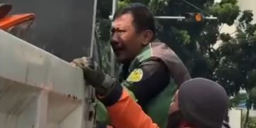 Dishub Jakarta Timur meminta maaf kepada driver ojol yang motornya diangkut saat mengambil pesanan. Simak kronologi lengkap dan klarifikasinya.