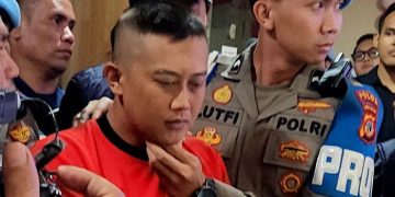 Polisi membuka peluang menjerat Taufik Hidayat dengan kasus baru setelah menemukan dugaan pelanggaran lain selama proses penyelidikan.