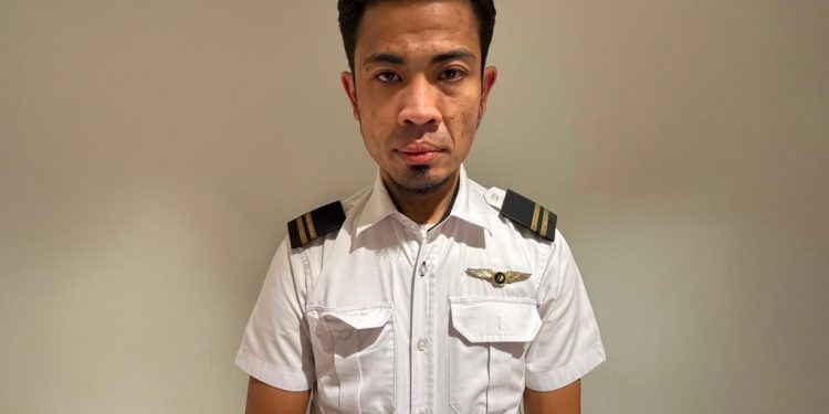 Bareskrim Polri dan Bea Cukai mengungkap dugaan penyelundupan narkoba di Bandara Soekarno-Hatta. Seorang pilot asal Malaysia ditetapkan sebagai tersangka.