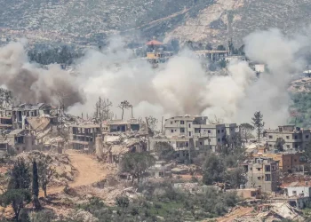 Israel kembali melancarkan serangan udara ke Lebanon selatan dan menghantam area dekat rumah sakit meski kedua negara telah menyepakati kerangka perdamaian.