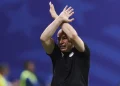Pelatih Mesir Hossam Hassan menjadi sorotan usai bereaksi keras setelah fans Argentina membentangkan bendera Israel usai laga Piala Dunia 2026.