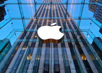 Apple sempat menjadi perusahaan paling bernilai di dunia setelah melampaui Nvidia. Simak penyebab kenaikan saham dan perubahan kapitalisasi pasarnya.