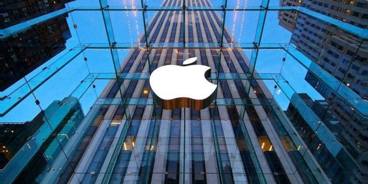 Apple sempat menjadi perusahaan paling bernilai di dunia setelah melampaui Nvidia. Simak penyebab kenaikan saham dan perubahan kapitalisasi pasarnya.