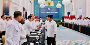 Presiden Prabowo Subianto menggelar Sidang Kabinet Paripurna di Istana Kepresidenan dengan agenda evaluasi dan percepatan program pemerintah.