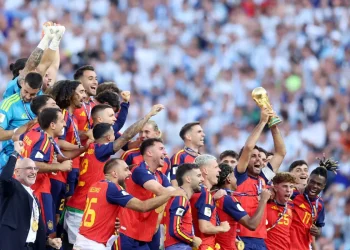 Spanyol menjadi juara Piala Dunia 2026 usai mengalahkan Argentina 1-0 dan mencatat rekor 38 laga tak terkalahkan.