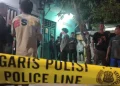 Seorang wanita ditemukan meninggal dunia di sebuah kos di Grogol Petamburan, Jakarta Barat. Polisi masih menyelidiki penyebab kematian korban.
