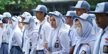 Wacana penerapan kembali SPP di SMA dan SMK negeri Jawa Barat masih dibahas. Simak alasan DPRD, skema yang diusulkan, dan tanggapan Gubernur Dedi Mulyadi.