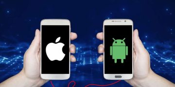 Simak cara backup data HP Android dan iPhone menggunakan Google, iCloud, Mac, maupun Windows agar foto, video, dan dokumen tetap aman.