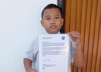 Bocah SD asal Boyolali mendapat surat apresiasi dari NASA setelah menemukan celah keamanan situs. Simak kisah inspiratif dan proses belajarnya.