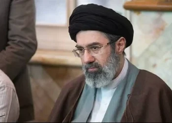 Amerika Serikat menjatuhkan sanksi baru kepada Ali Ansari dan jaringan keuangan yang diduga terkait dengan Mojtaba Khamenei serta elite Iran.