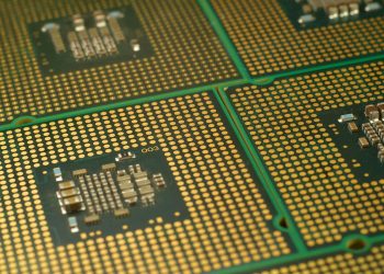Samsung diperkirakan mencetak lonjakan laba dan pendapatan berkat tingginya permintaan chip AI. Simak analisis terbaru prospek saham dan bisnis semikonduktor.