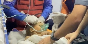 Tim penyelamat berhasil mengevakuasi seorang balita yang selamat setelah terjebak selama enam hari di reruntuhan bangunan akibat gempa dahsyat di Venezuela.