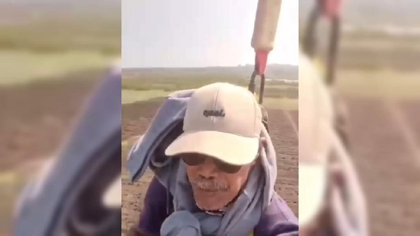 Bos Perusahaan Pertanian Minta Maaf Usai Video Petani Diangkut Drone Jadi Sorotan