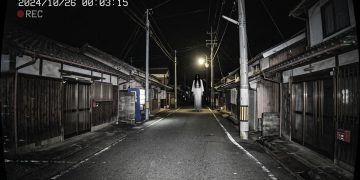 hachishakusama, delapan kaki tinggi, urban legend jepang