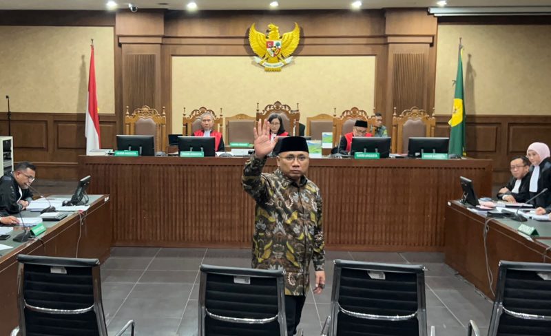 Eks Menag Yaqut Didakwa Rugikan Negara Rp 622 Miliar dalam Kasus Kuota Haji