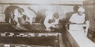 Kutukan Raja Tut