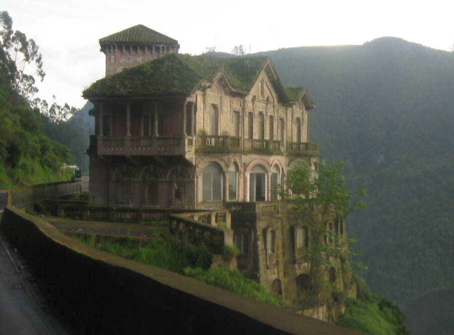 hotel-del-salto-from-afar Hotel del Salto