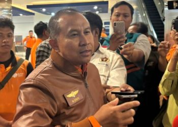 Basarnas memastikan operasi pencarian korban KMP Mutiara Sentosa 2 berlangsung selama tujuh hari dan dapat diperpanjang jika masih ada korban yang belum ditemukan.