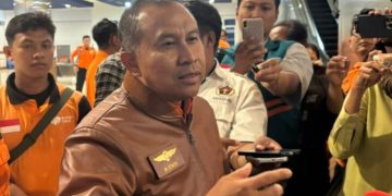 Basarnas memastikan operasi pencarian korban KMP Mutiara Sentosa 2 berlangsung selama tujuh hari dan dapat diperpanjang jika masih ada korban yang belum ditemukan.