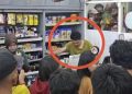 Polisi menetapkan tiga tersangka dalam kasus pengeroyokan yang menewaskan seorang pemuda di Morowali. Penyidik masih memburu pelaku lain yang diduga terlibat.