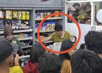 Polisi menetapkan tiga tersangka dalam kasus pengeroyokan yang menewaskan seorang pemuda di Morowali. Penyidik masih memburu pelaku lain yang diduga terlibat.
