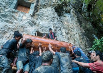 ritual kematian Toraja
